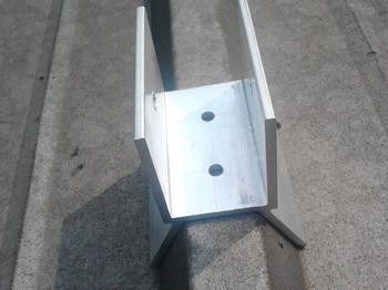 Harga yang bagus Commercial Flat Roof PV Mounting Systems , Tin Metal Rooftop Aluminum PV Roof Mounting Systems on line