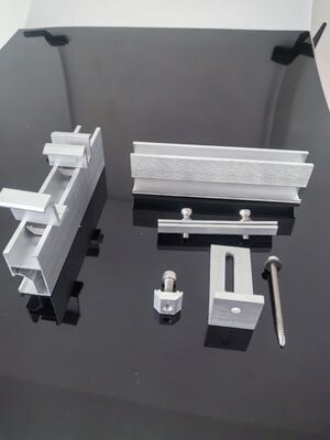 Harga yang bagus Sistem pemasangan panel surya atap ubin dengan pegangan kaki L on line